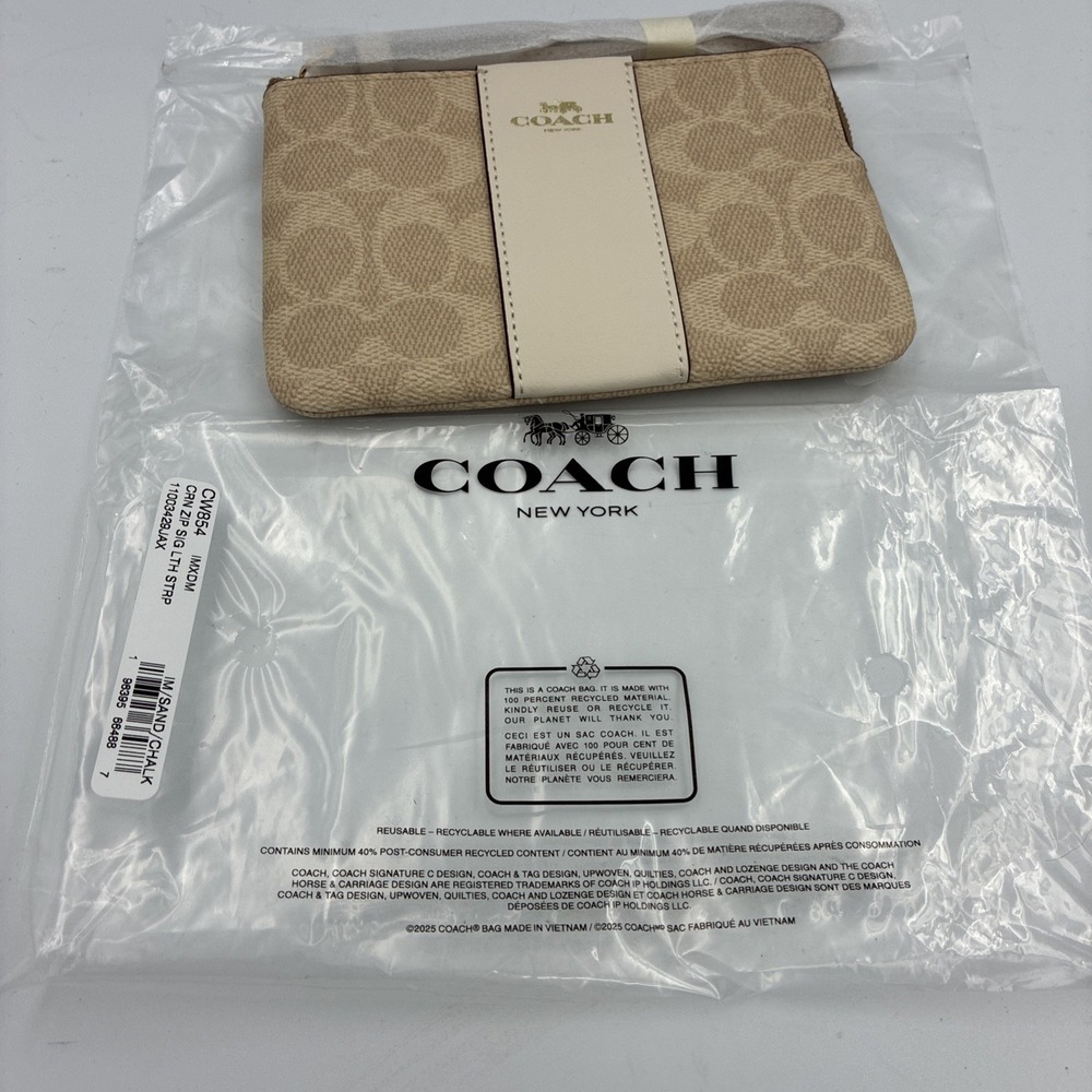Coach CW854 Sand/Chalk Corner Zip Wristlet Wallet NWT‎
